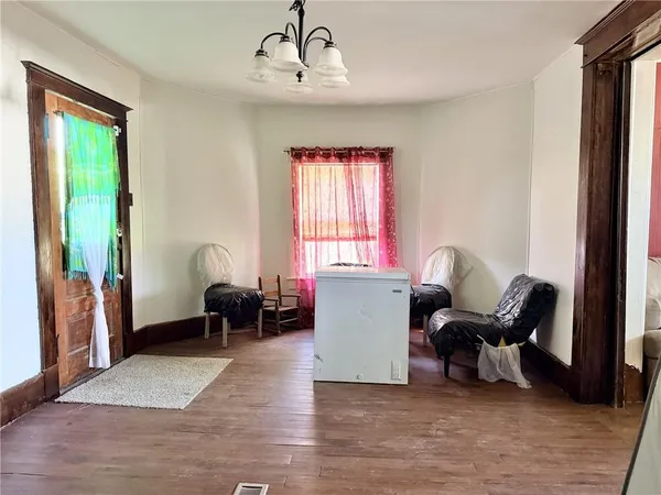 $79,900 | 1423 Main Street, Trenton, MO 64683