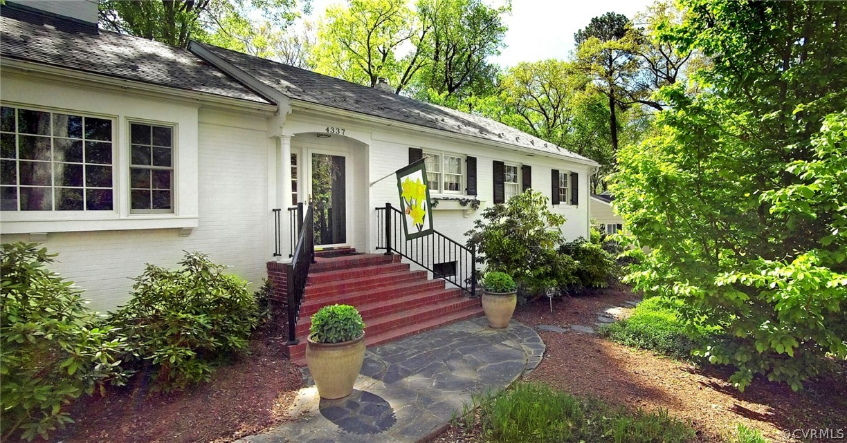 4337 Wakefield Road Richmond, VA 23235 - Photo 2 of 23 Gallery Image 2