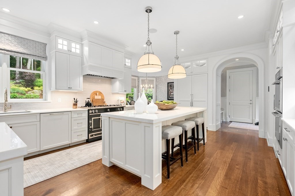 240 Westerly Road Weston, MA 02493 - Photo 3 of 41 Gallery Image 3