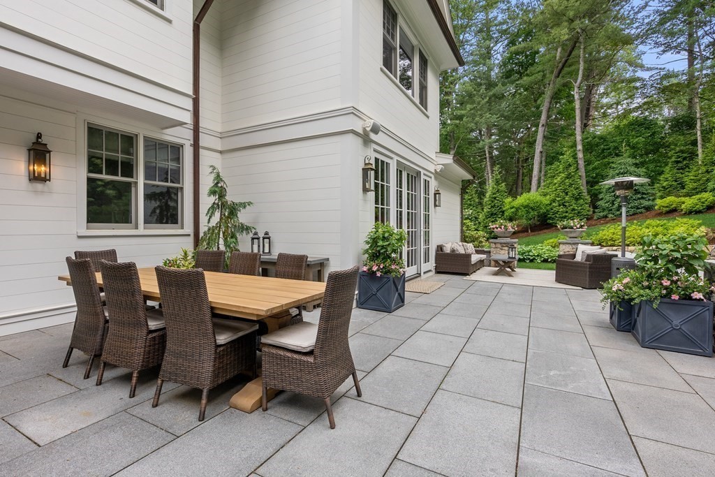 240 Westerly Road Weston, MA 02493 - Photo 33 of 41 Gallery Image 33