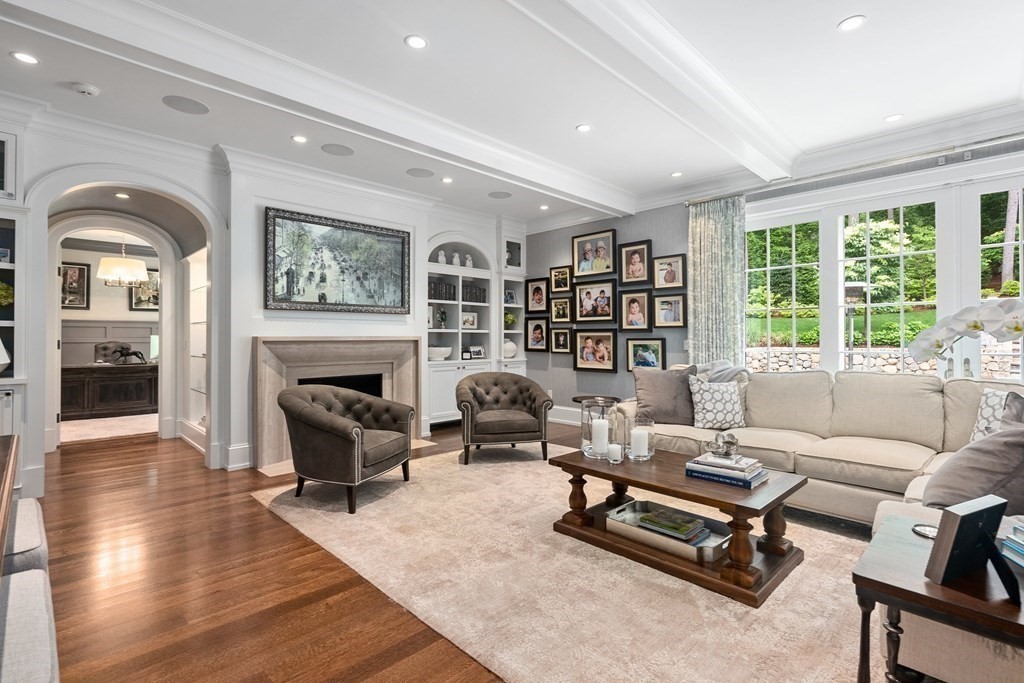 240 Westerly Road Weston, MA 02493 - Photo 7 of 41 Gallery Image 7