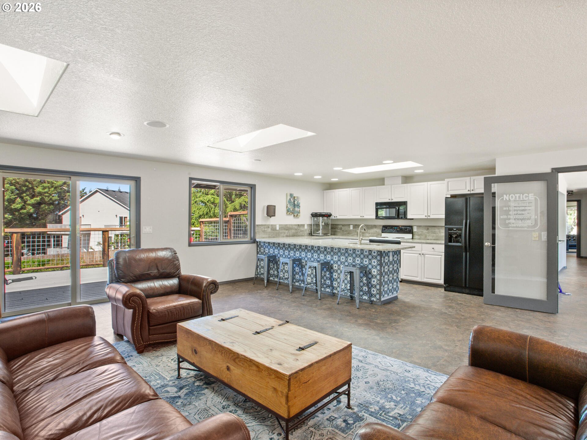 5468 J Street Washougal, WA 98671 - Photo 38 of 48 a living room with furniture and a window
