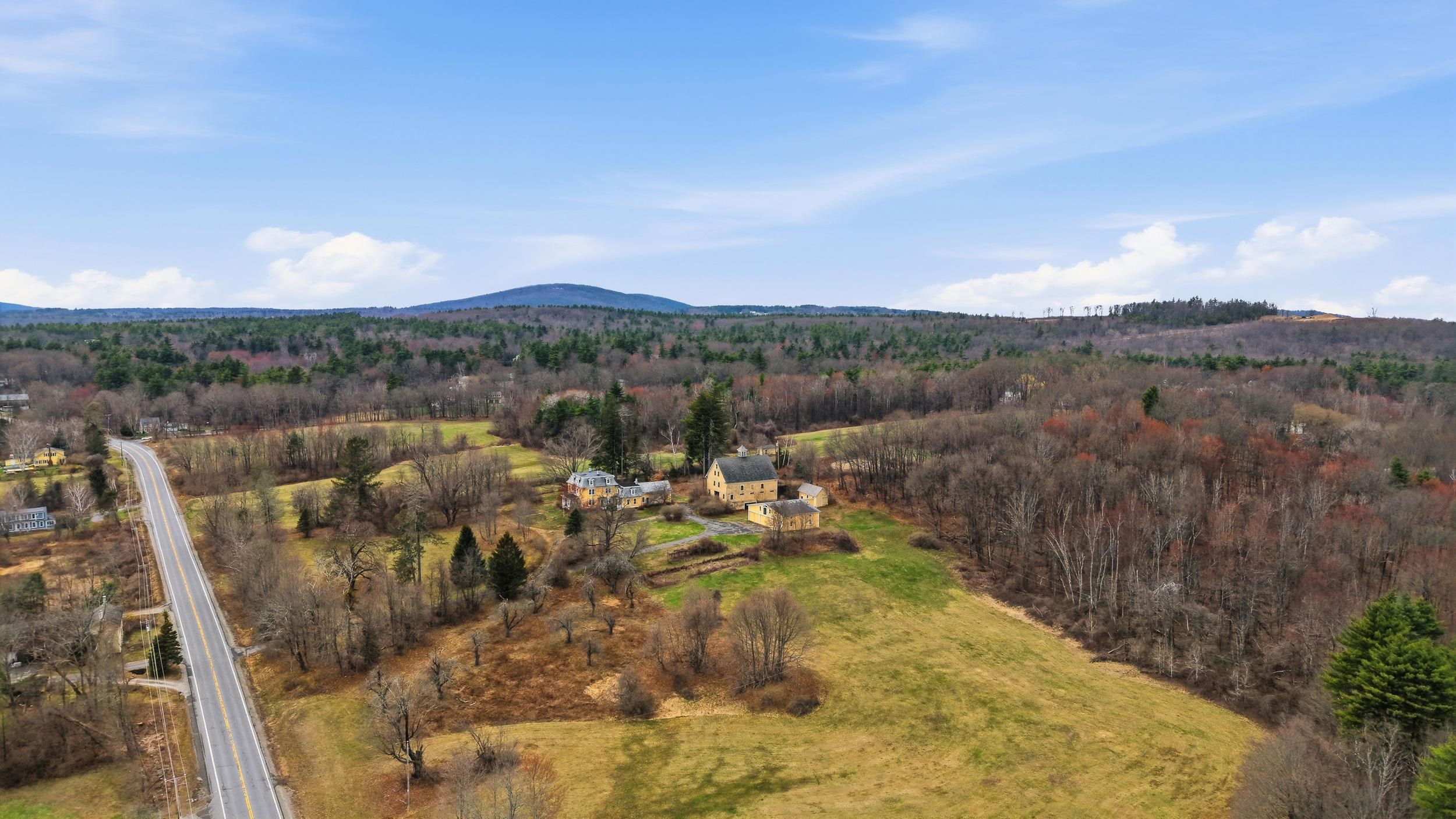 117 New Boston Road Bedford, NH 03110 - Photo 2 of 56