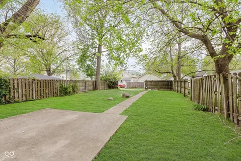$139,900 | 625 North Grant Avenue, Indianapolis, IN 46201