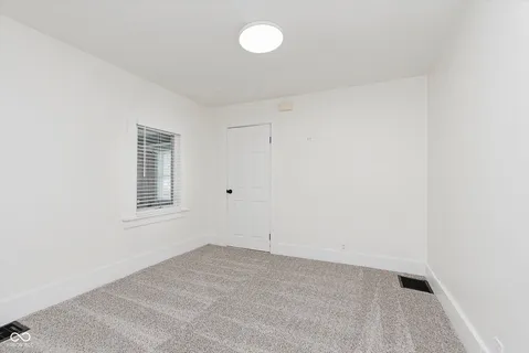 $139,900 | 625 North Grant Avenue, Indianapolis, IN 46201