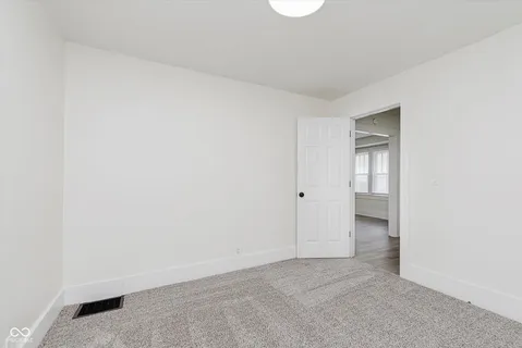 $139,900 | 625 North Grant Avenue, Indianapolis, IN 46201