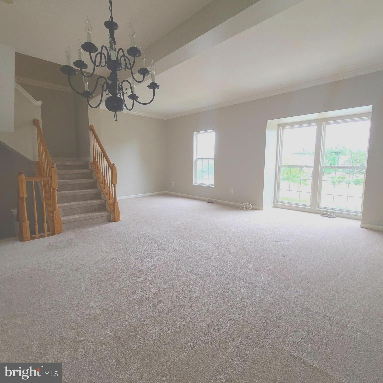 43393 Chokeberry Square Ashburn, VA 20147 - Photo 5 of 31 a view of an empty room with a window