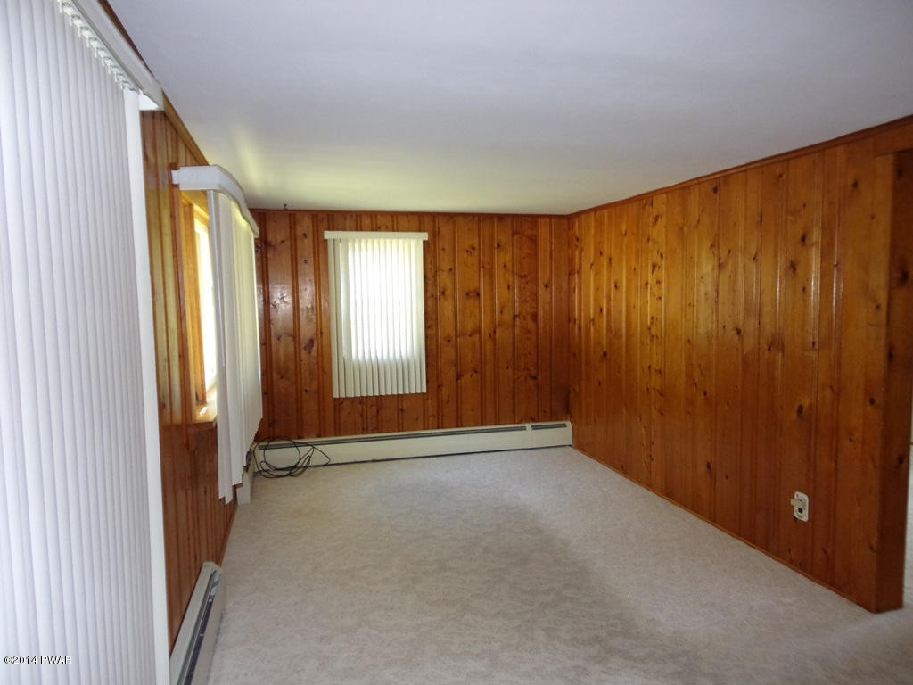 618 Sterling Road Sterling, PA 18463 - Photo 10 of 23