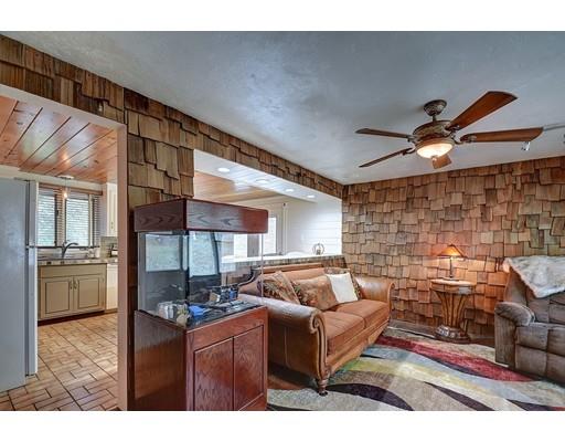 12 Wales Road Holland, MA 01521 - Photo 15 of 30 Gallery Image 15