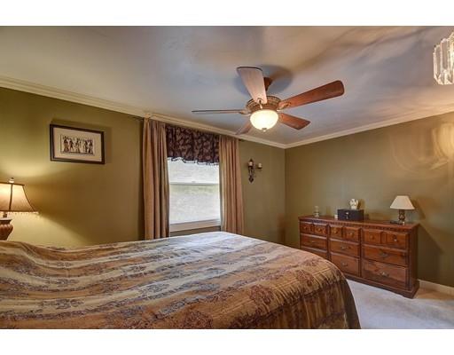 12 Wales Road Holland, MA 01521 - Photo 20 of 30 Gallery Image 20