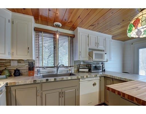12 Wales Road Holland, MA 01521 - Photo 8 of 30 Gallery Image 8