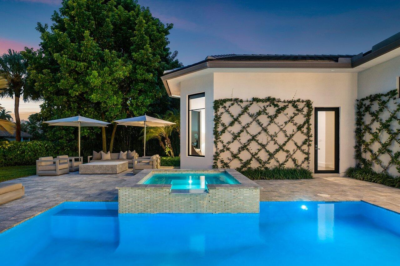 7428 Fenwick Place Boca Raton, FL 33496 - Photo 33 of 40 Pool Area (Dusk)