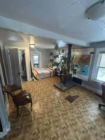 $275,000 | 6 Gilbert Street, Orono, ME 04473