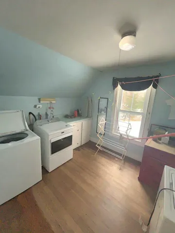 $275,000 | 6 Gilbert Street, Orono, ME 04473