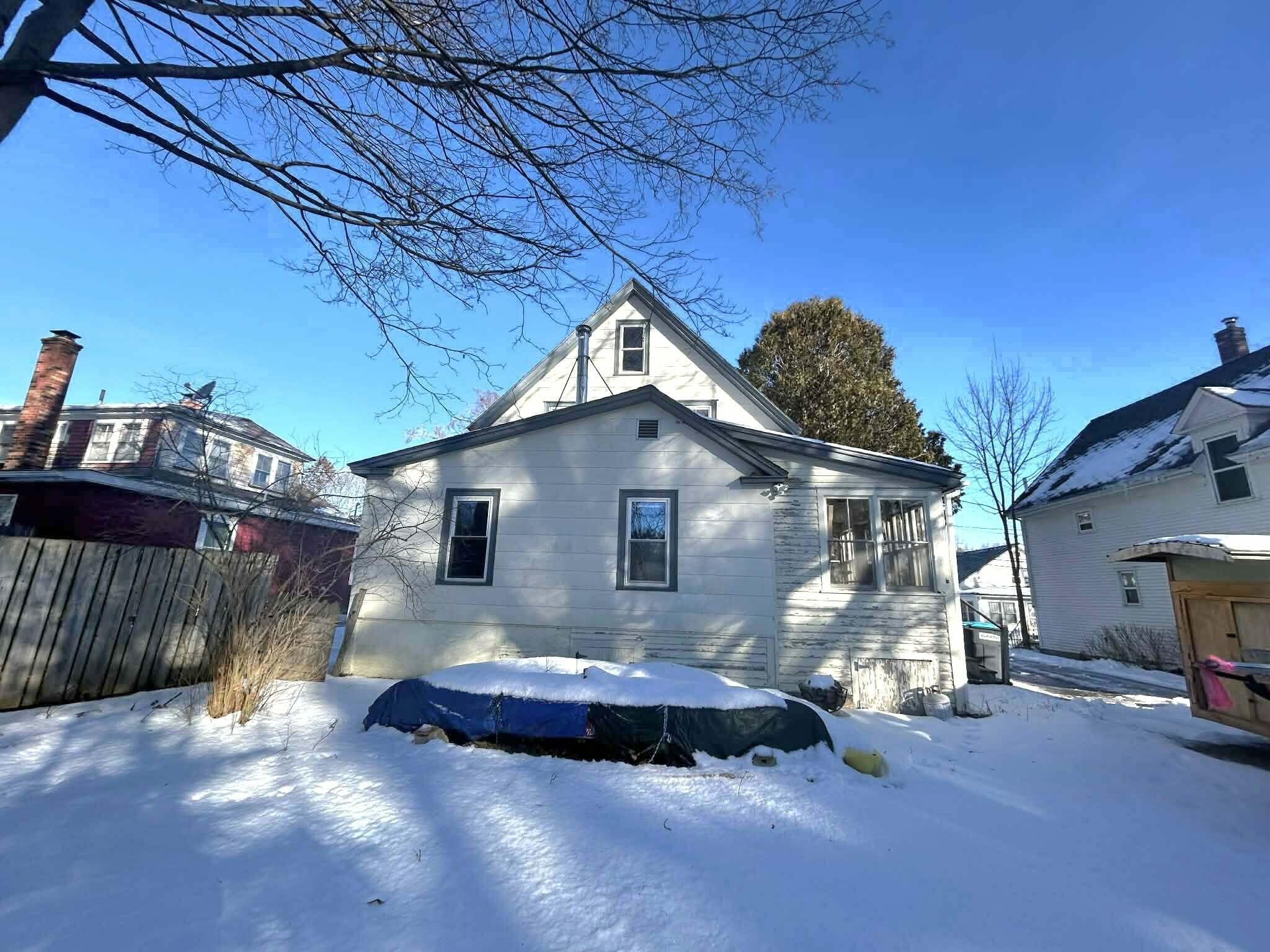 6 Gilbert Street Orono, ME 04473 - Photo 3 of 38 3