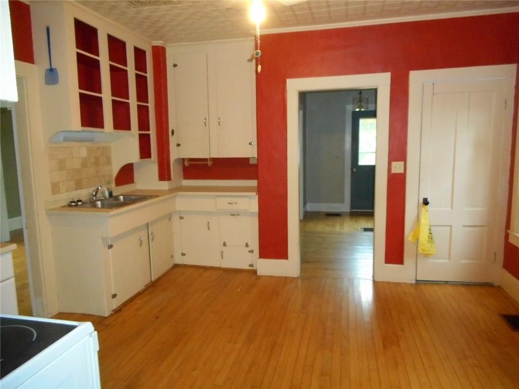 6 Gilbert Street Orono, ME 04473 - Photo 7 of 38 7