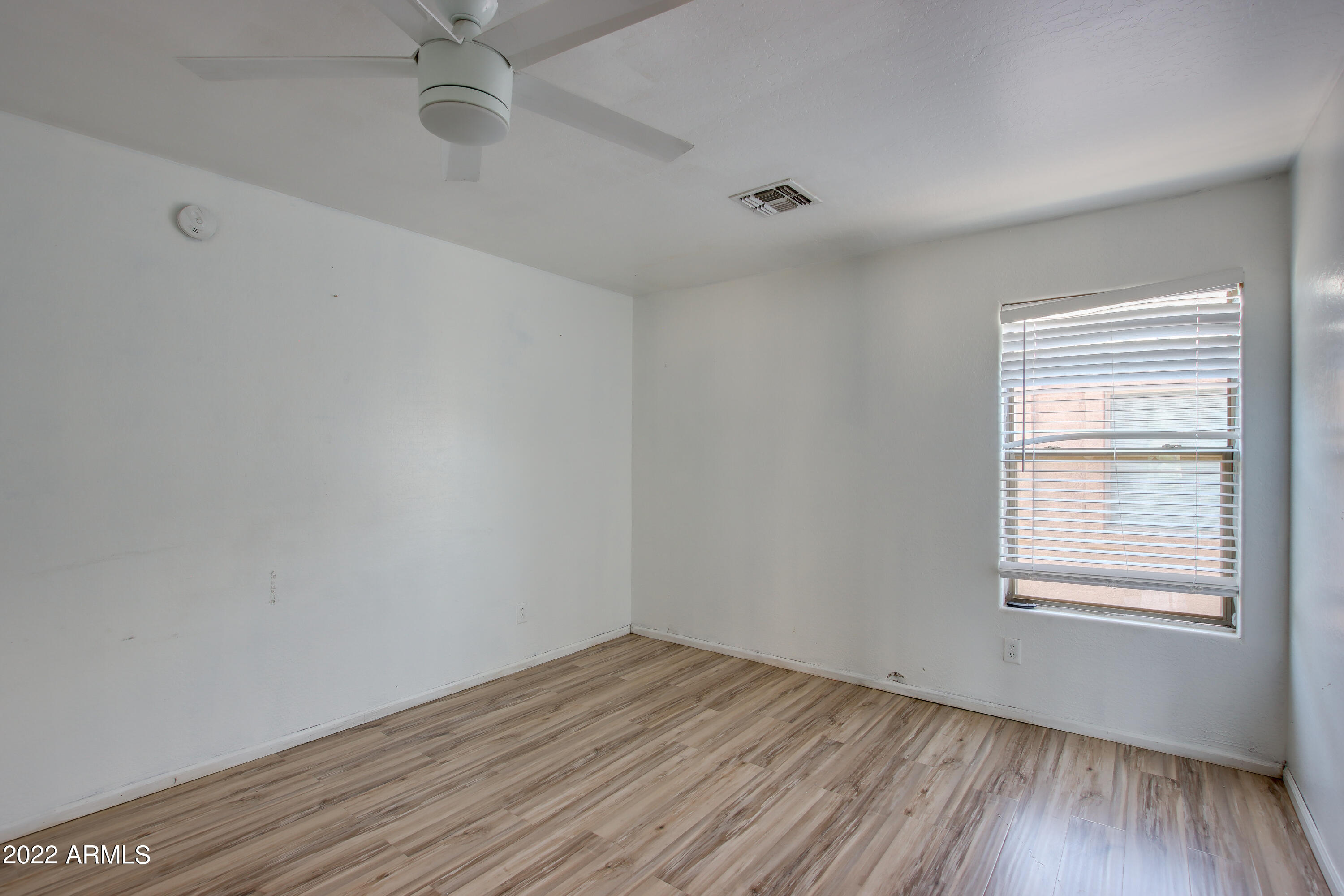9103 West Heber Road Tolleson, AZ 85353 - Photo 23 of 34 heber dr -23