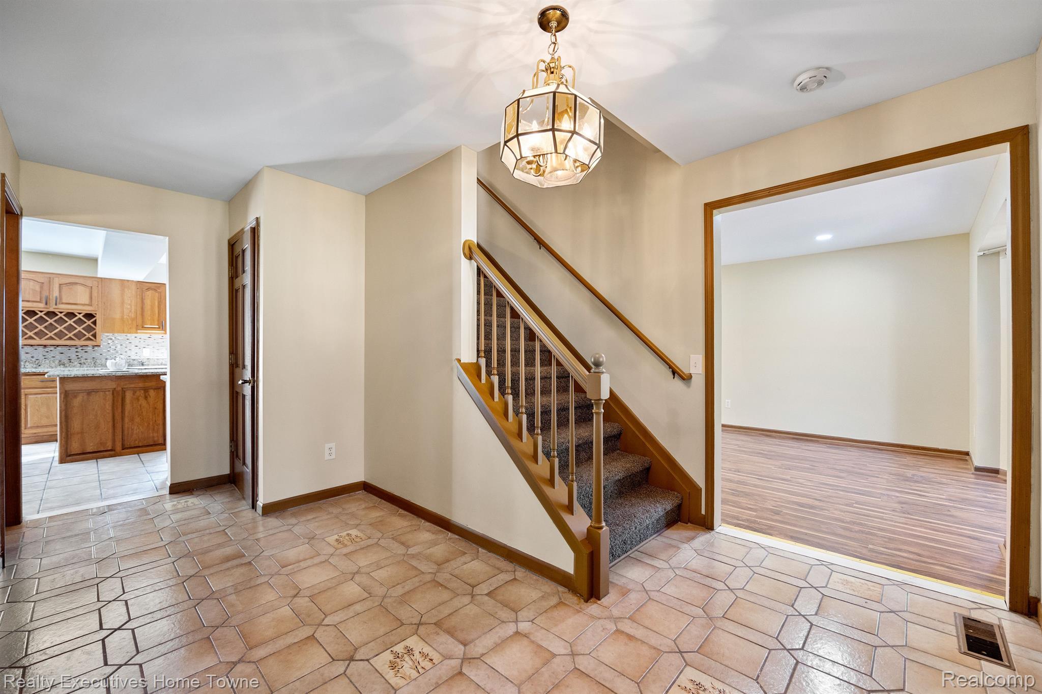 38798 Westchester Road Sterling Heights, MI 48310 - Photo 22 of 66 Gallery Image 22