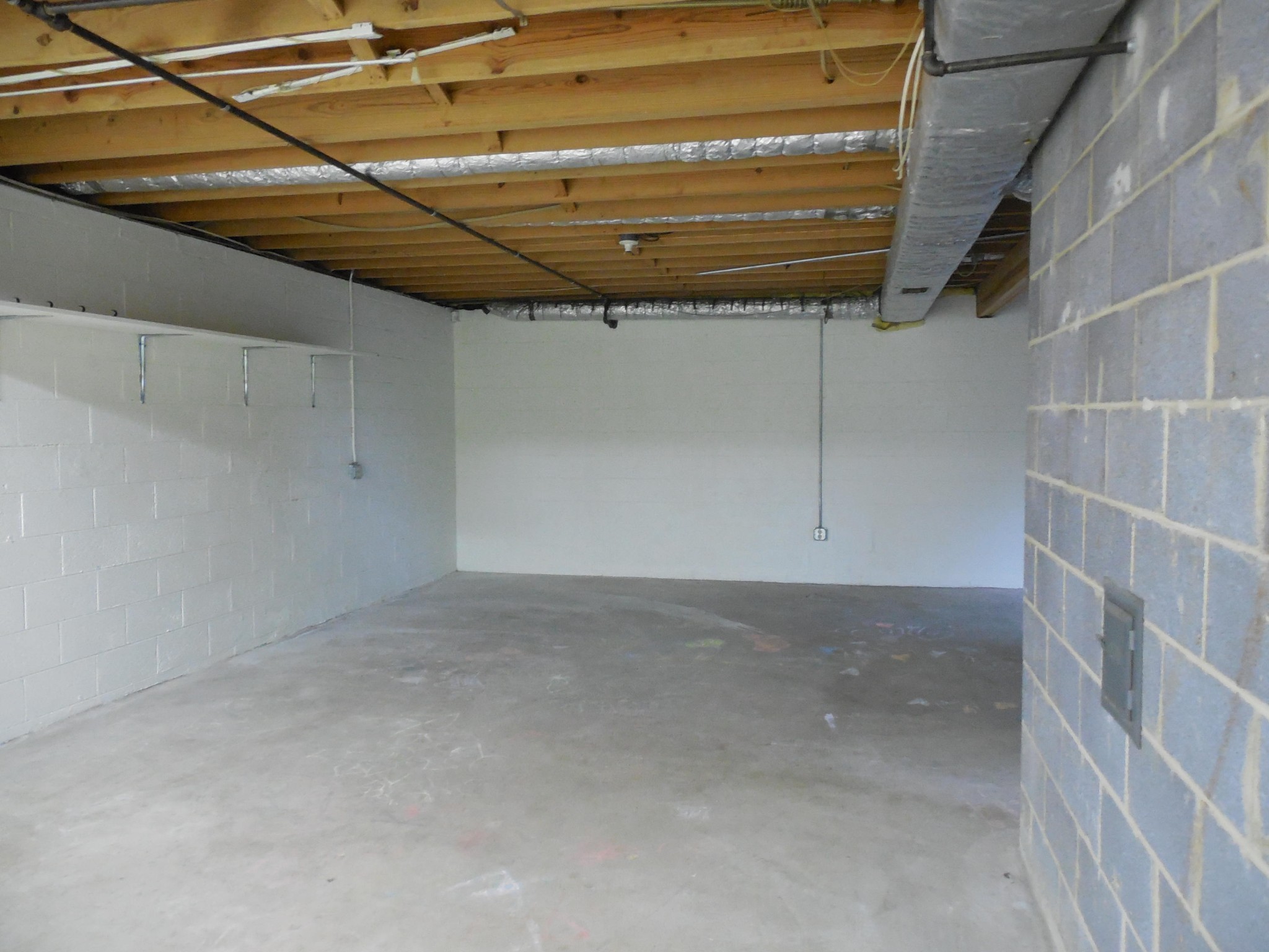 104 Windham Road Oak Ridge, TN 37830 - Photo 17 of 17 a view of utility room