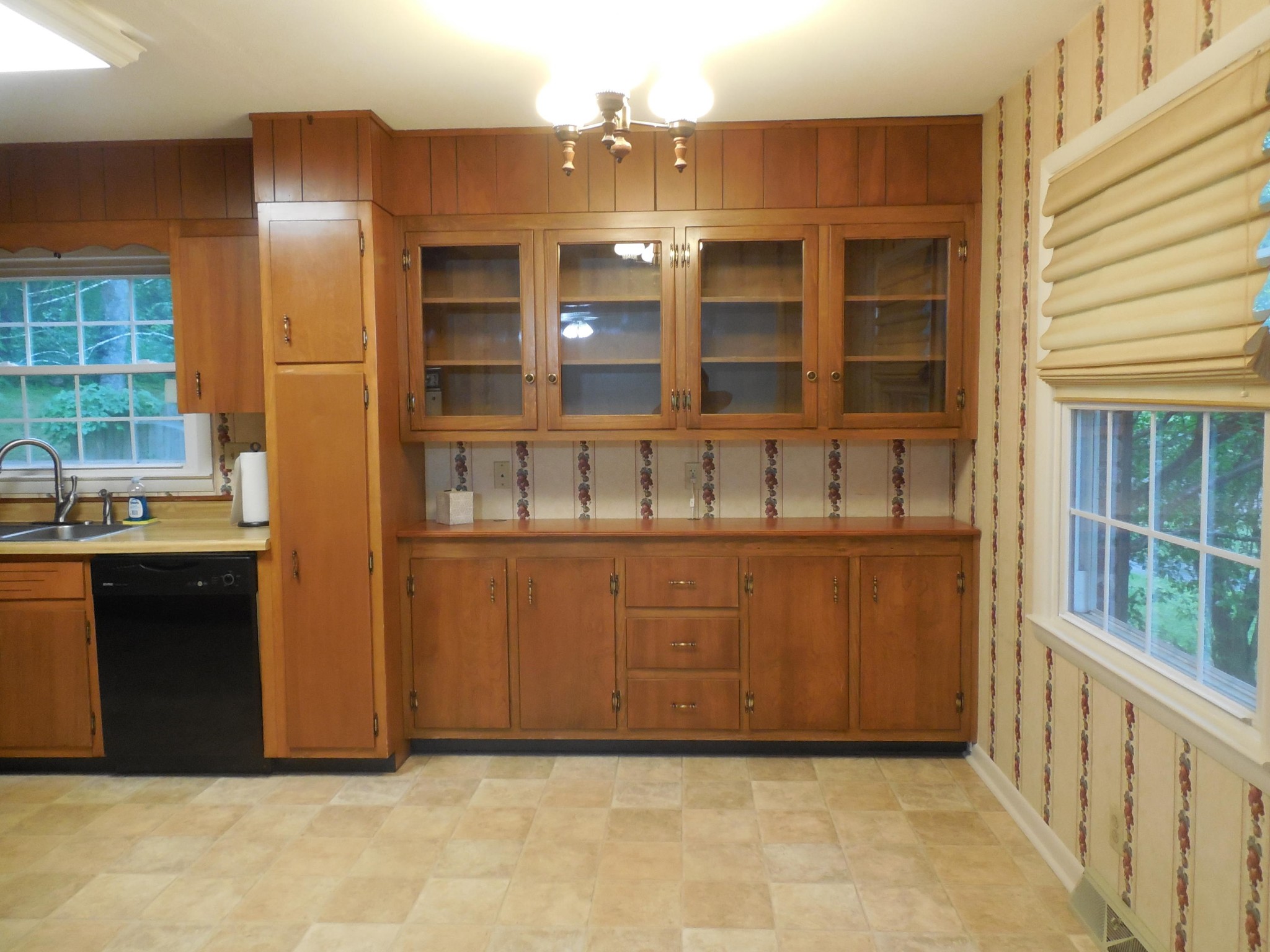 104 Windham Road Oak Ridge, TN 37830 - Photo 7 of 17 a view of front door