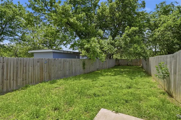 $1,500 | 1022 West Shepherd Street, Unit 1022, Denison, TX 75020