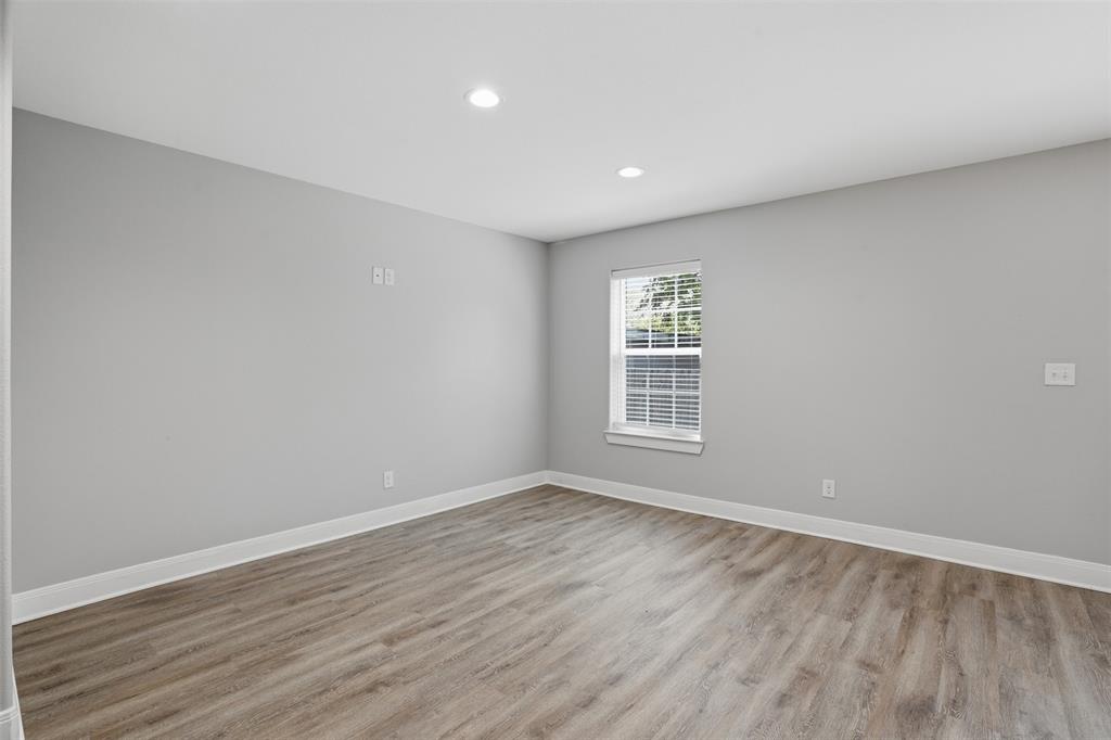 1022 West Shepherd Street, Unit 1022 Denison, TX 75020 - Photo 10 of 27