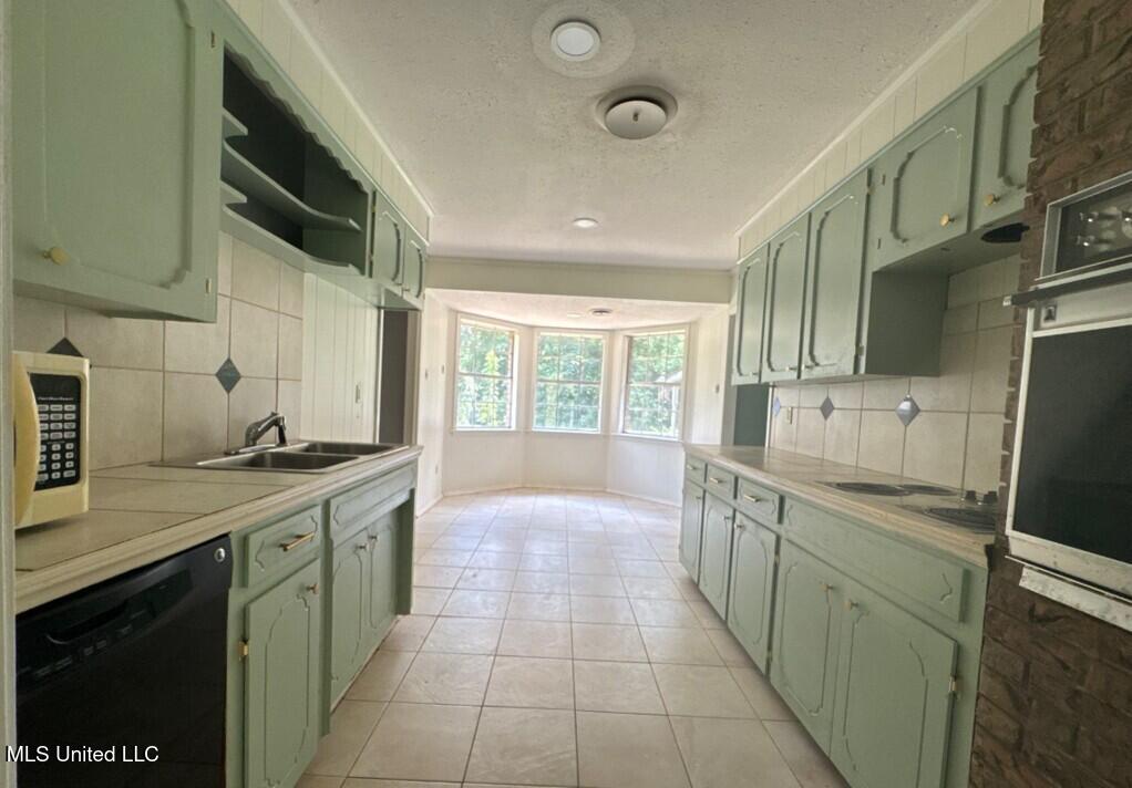 100 West Pecan Tree Lane Vicksburg, MS 39183 - Photo 4 of 11 Picture45