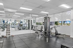 5601 Collins Avenue, Unit 505 Miami Beach, FL 33140 - Photo 21 of 23