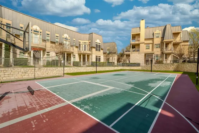 a view of a basketball court
