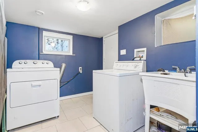 a view of a wooden fence