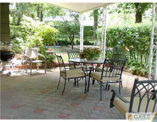 4 Skyview Road Union, NJ 07083 - Photo 4 of 10 Gallery Image 4