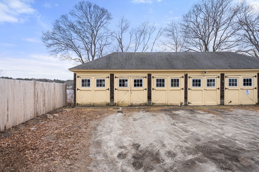 20 Maple Street Uxbridge, MA 01569 - Photo 22 of 28