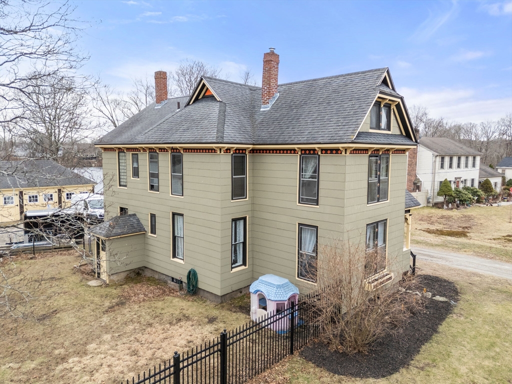 20 Maple Street Uxbridge, MA 01569 - Photo 25 of 28