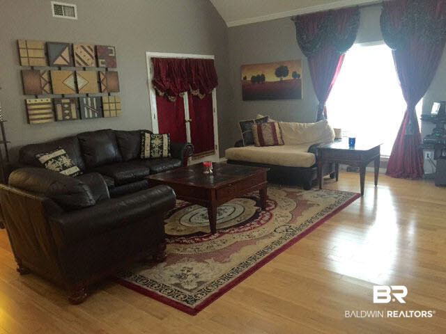 7520 Pintail Court Mobile, AL 36695 - Photo 2 of 12 Living Area