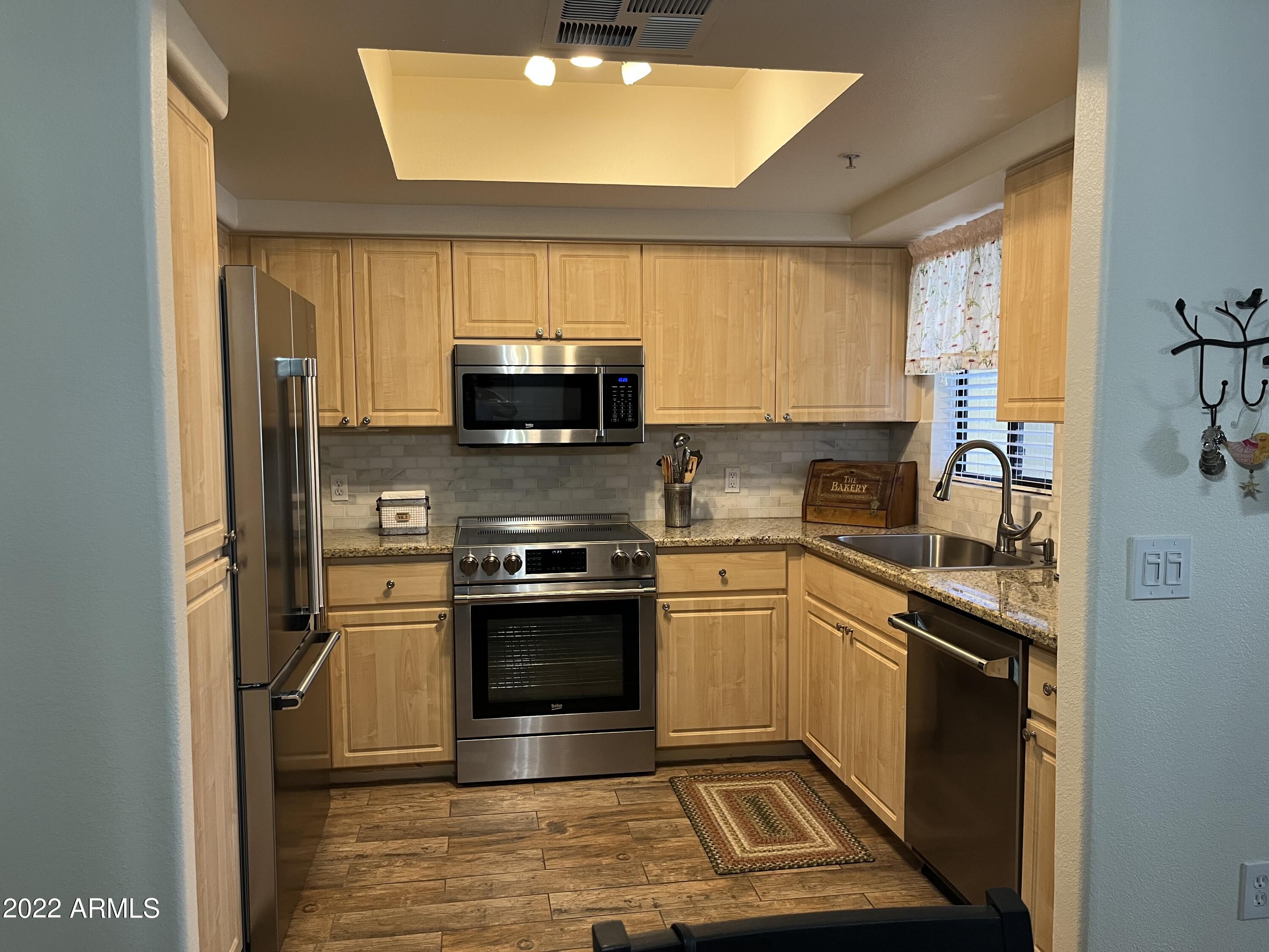 7575 East Indian Bend Road, Unit 1015 Scottsdale, AZ 85250 - Photo 12 of 29 Indian Bend Kitchen