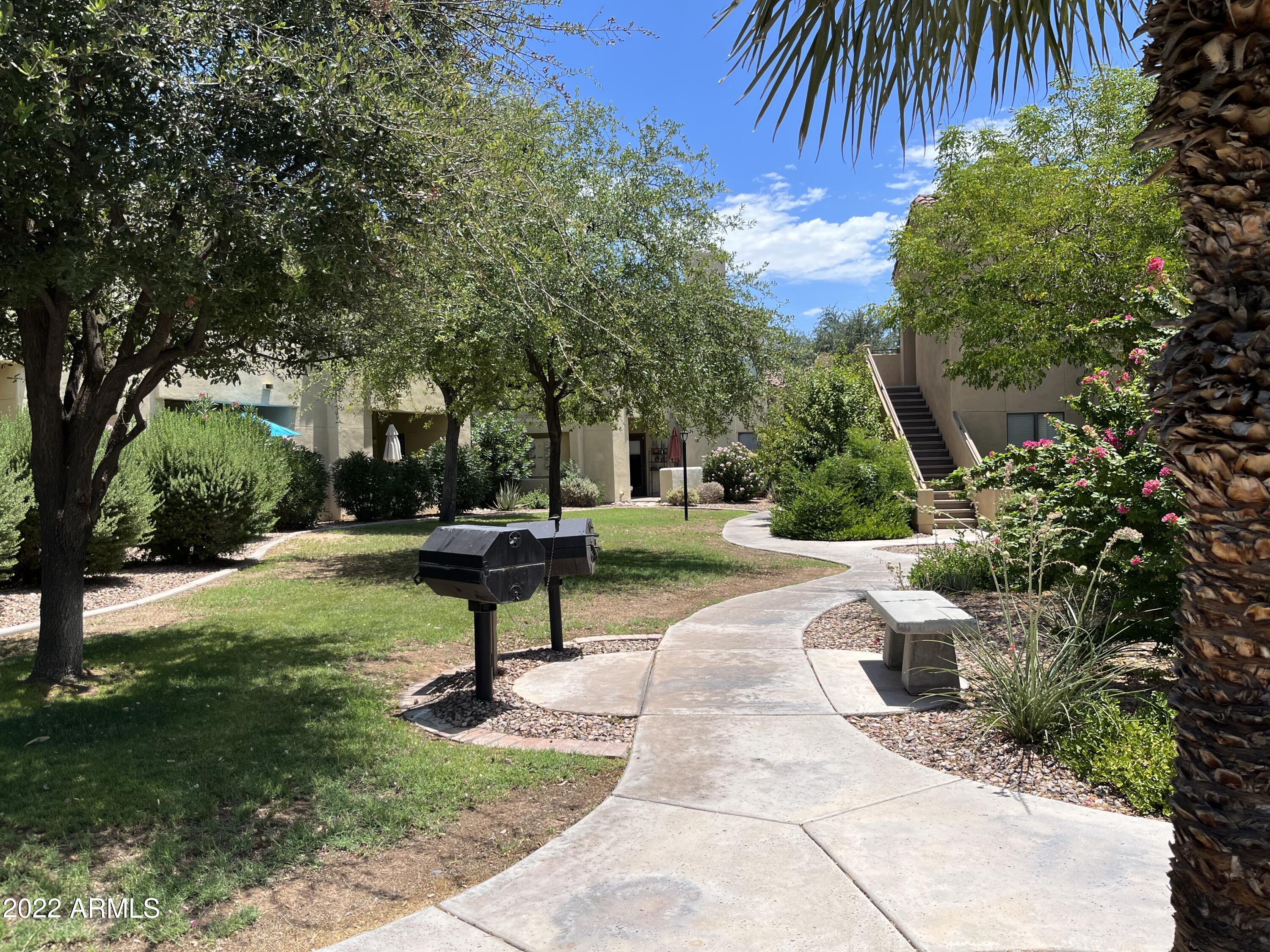 7575 East Indian Bend Road, Unit 1015 Scottsdale, AZ 85250 - Photo 28 of 29 Outdoor BBQs