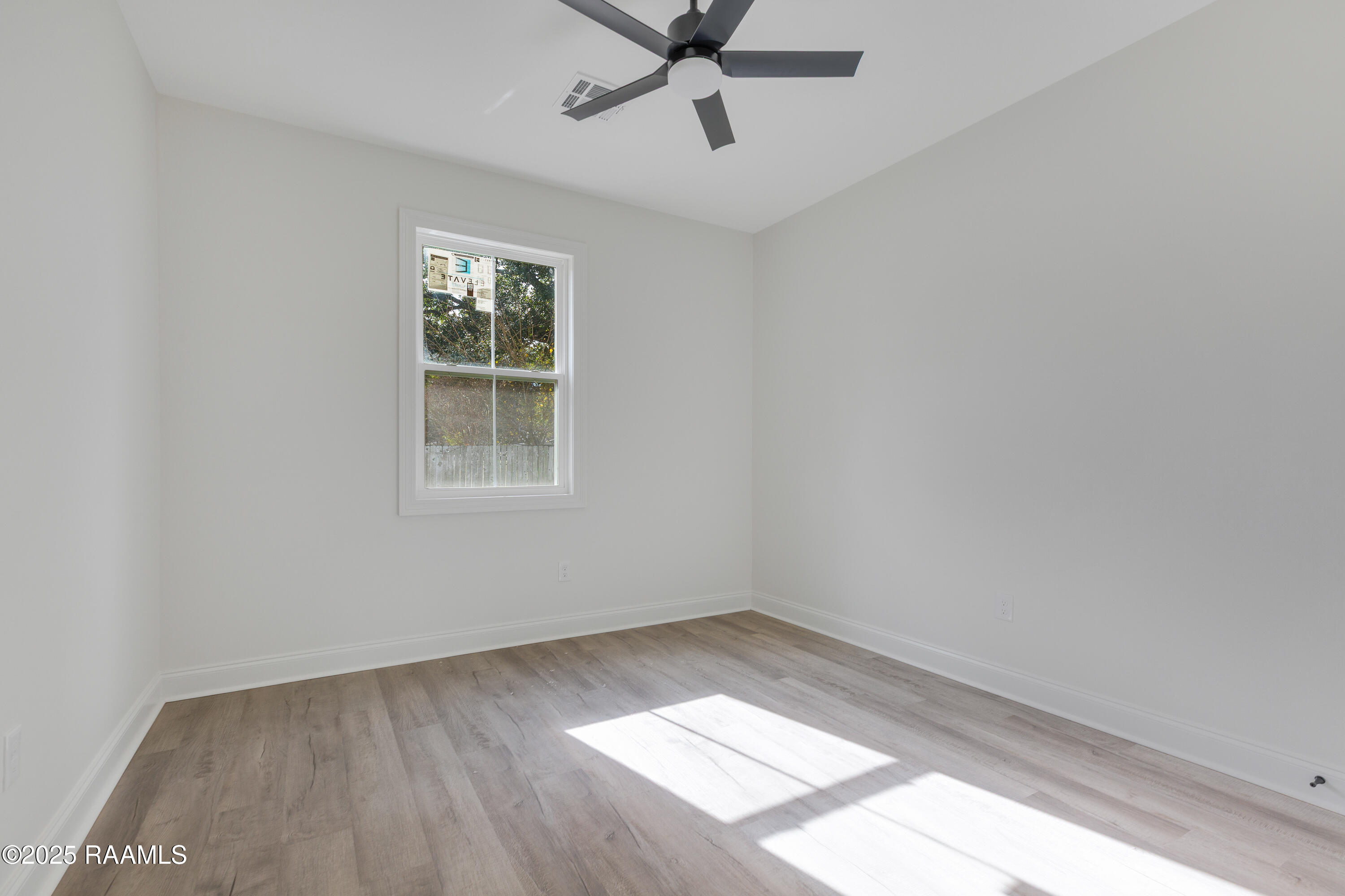 908 Standard Mill Road Crowley, LA 70526 - Photo 6 of 14 908 Standard Mill Rd Crowley-13