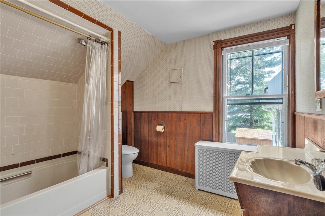 62 Maple Street Warren, RI 02885 - Photo 28 of 41