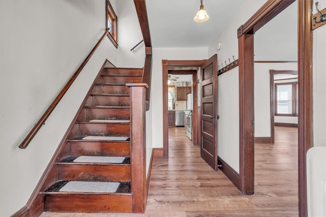 62 Maple Street Warren, RI 02885 - Photo 8 of 41