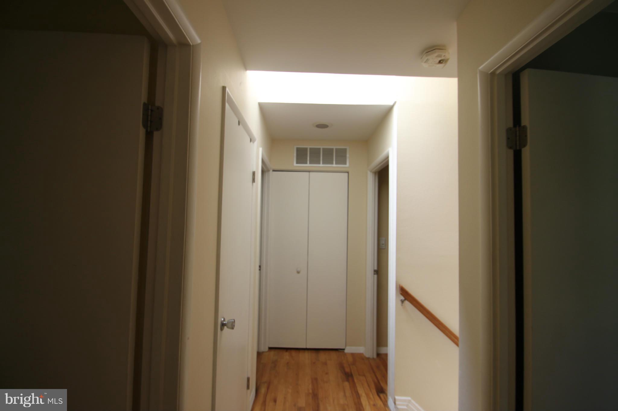 1711 Wainwright Drive Reston, VA 20190 - Photo 15 of 17 Interior (General)