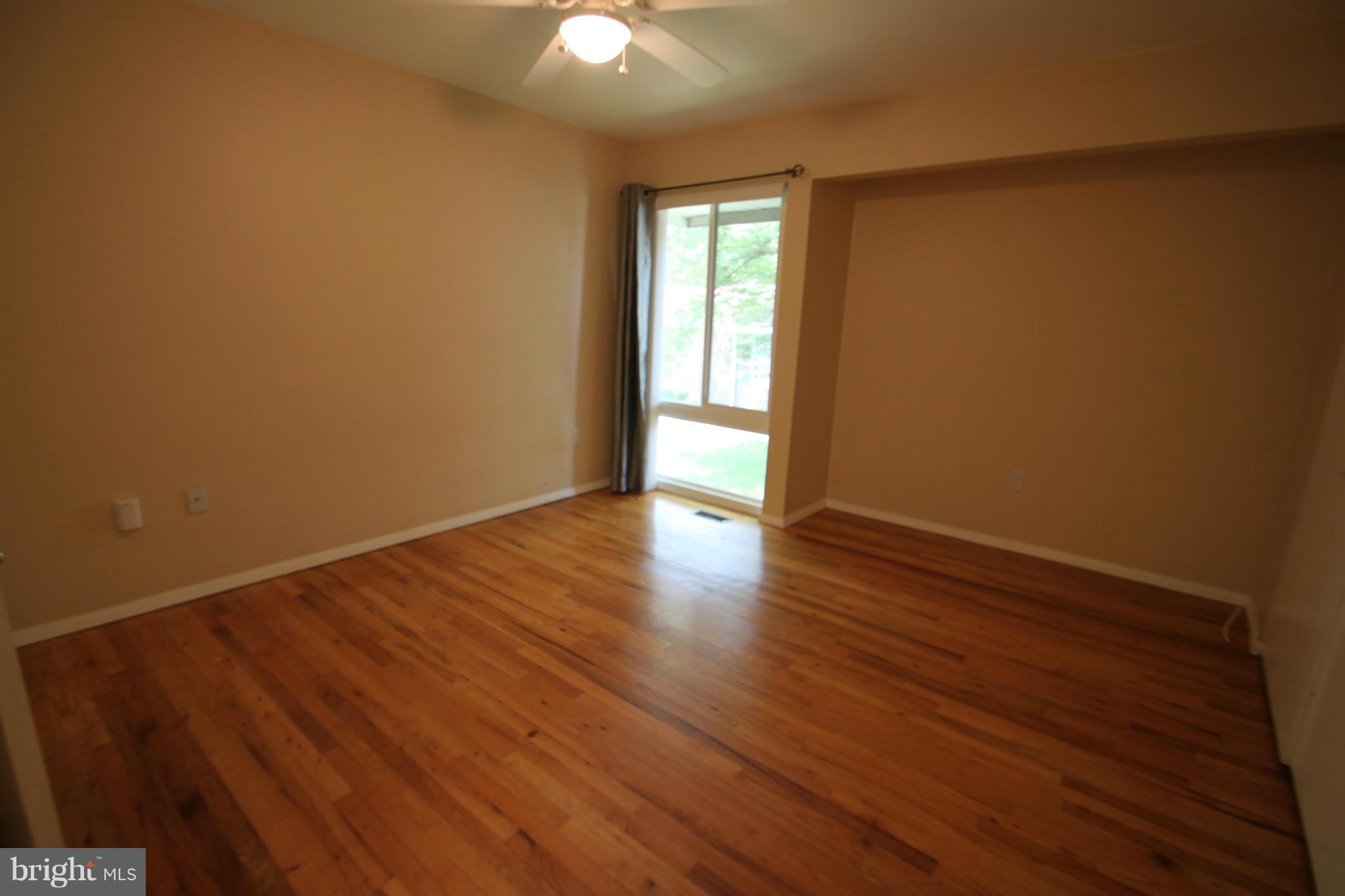 1711 Wainwright Drive Reston, VA 20190 - Photo 8 of 17 Bedroom (Master)