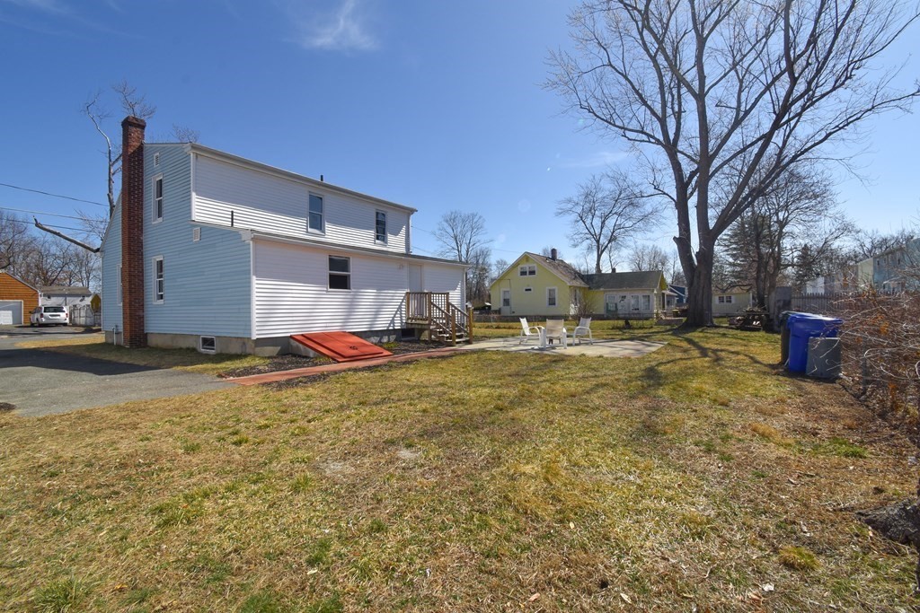 88 Dimmick Street Springfield, MA 01109 - Photo 31 of 36 a view of the outdoor space