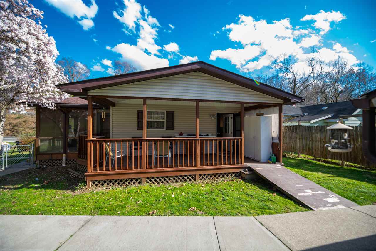 814 Roby Road Huntington, WV 25705 - Photo 4 of 25 Gallery Image 4