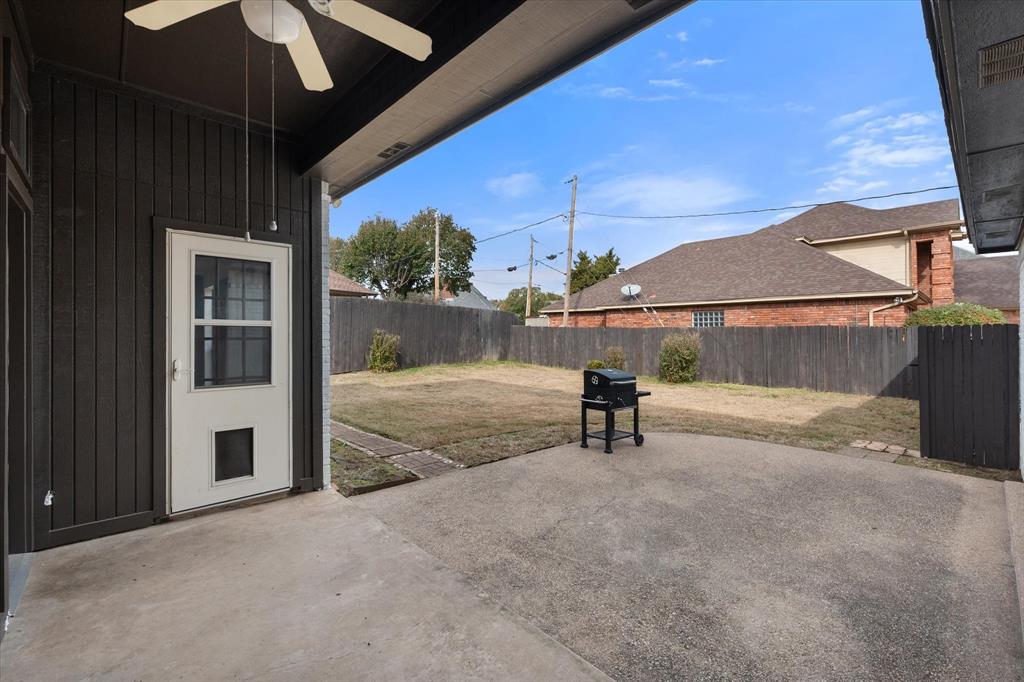 2428 Cross Timbers Trail Arlington, TX 76006 - Photo 37 of 40
