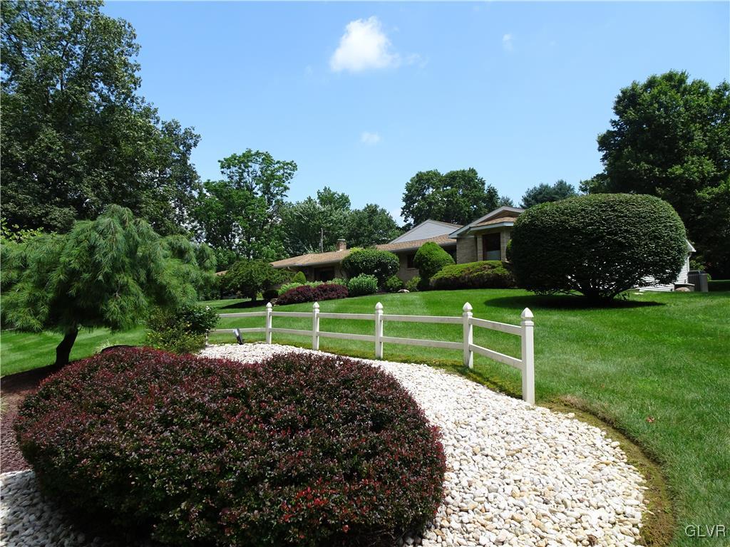 6068 Indian Trail Road Northampton, PA 18067 - Photo 3 of 42 Gallery Image 3