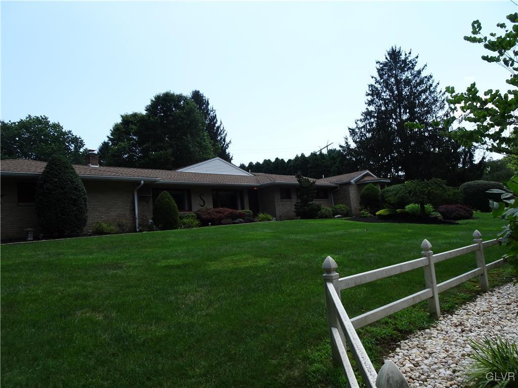 6068 Indian Trail Road Northampton, PA 18067 - Photo 6 of 42 Gallery Image 6