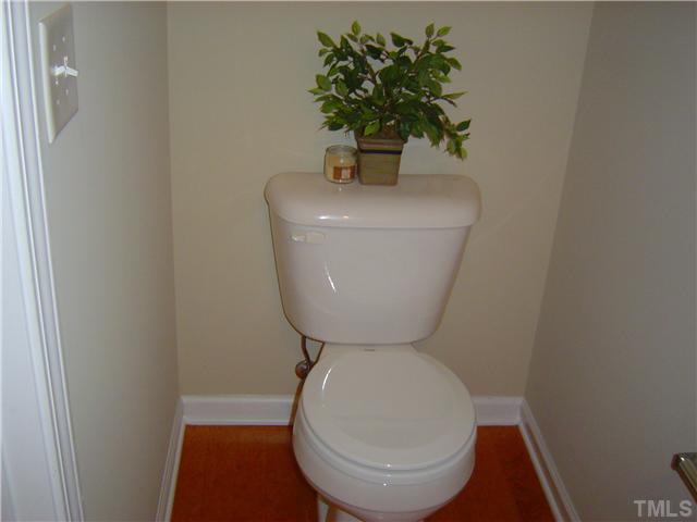2714 Chilton Place Raleigh, NC 27616 - Photo 13 of 25 Gallery Image 13