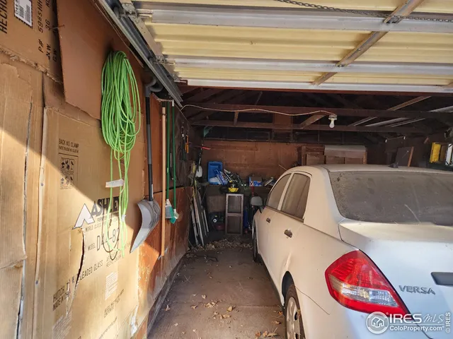 a view of walk in closet