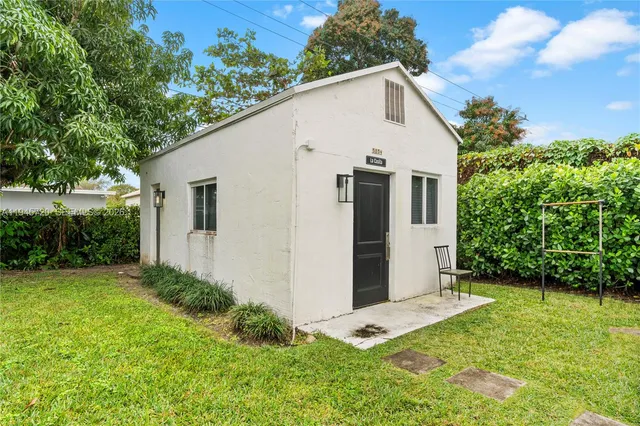 $8,500 | 5854 Southwest 62nd Street, Miami, FL 33143
