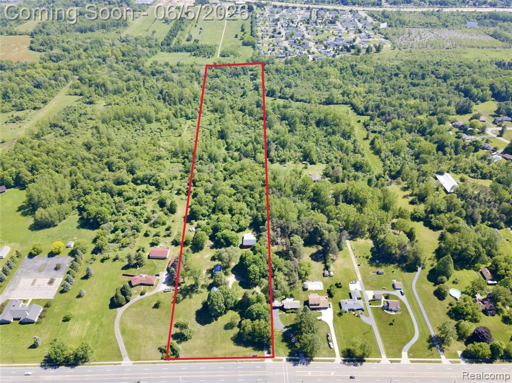 7016 Davison Road Davison, MI 48423 - Photo 3 of 42